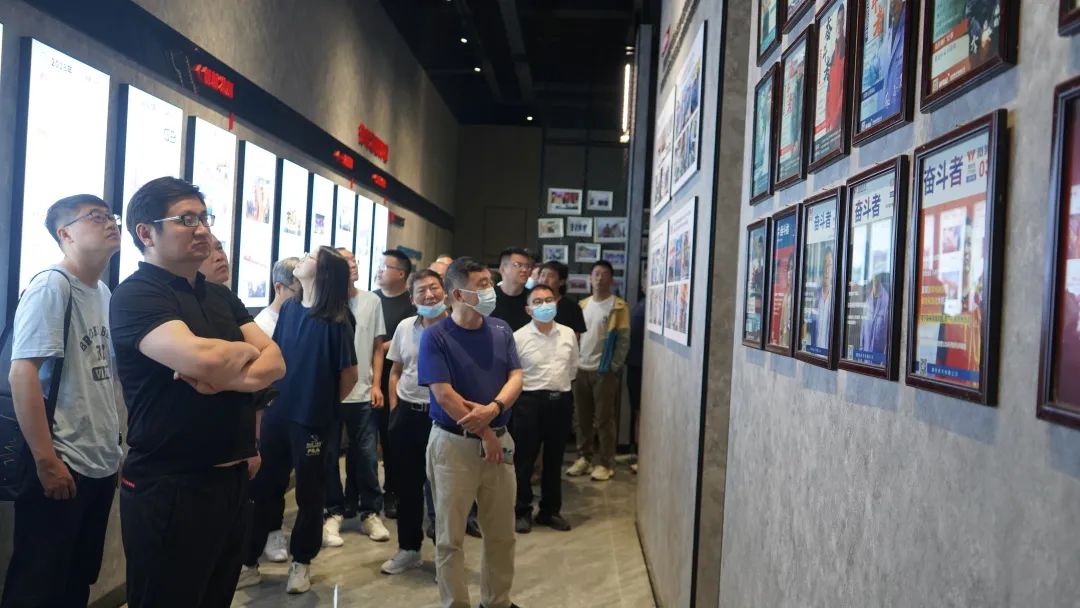 微特承辦的兩項(xiàng)國家標(biāo)準(zhǔn)宣貫會(huì)在宜昌順利召開 17.jpg