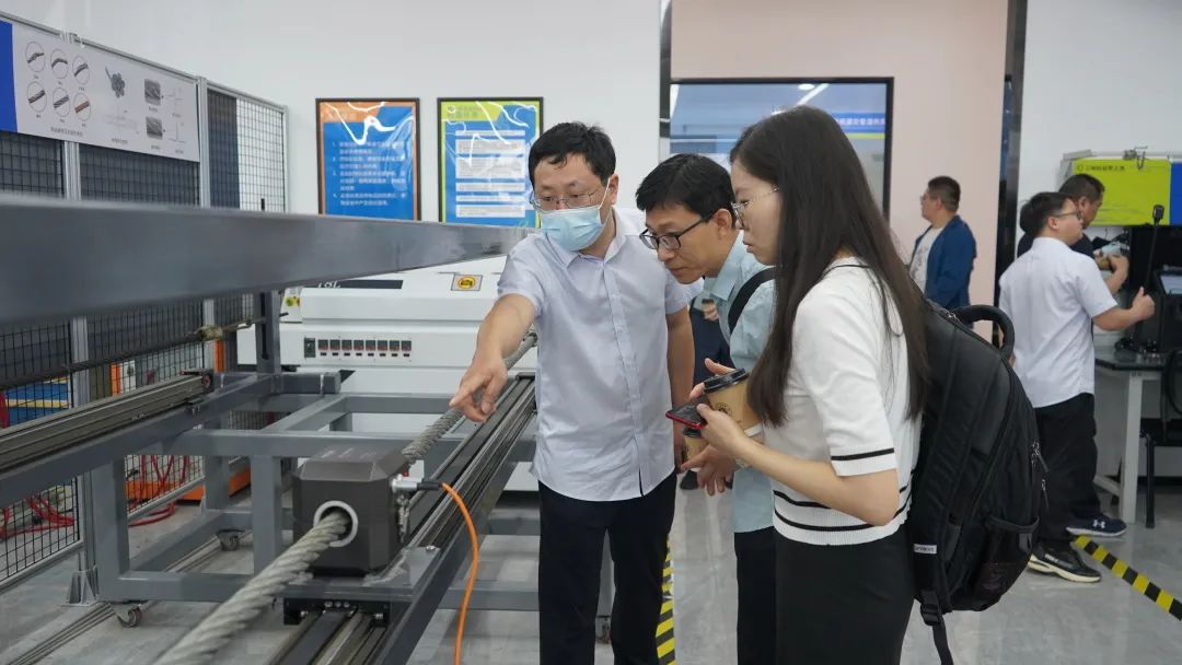 微特承辦的兩項(xiàng)國家標(biāo)準(zhǔn)宣貫會(huì)在宜昌順利召開 23.jpg