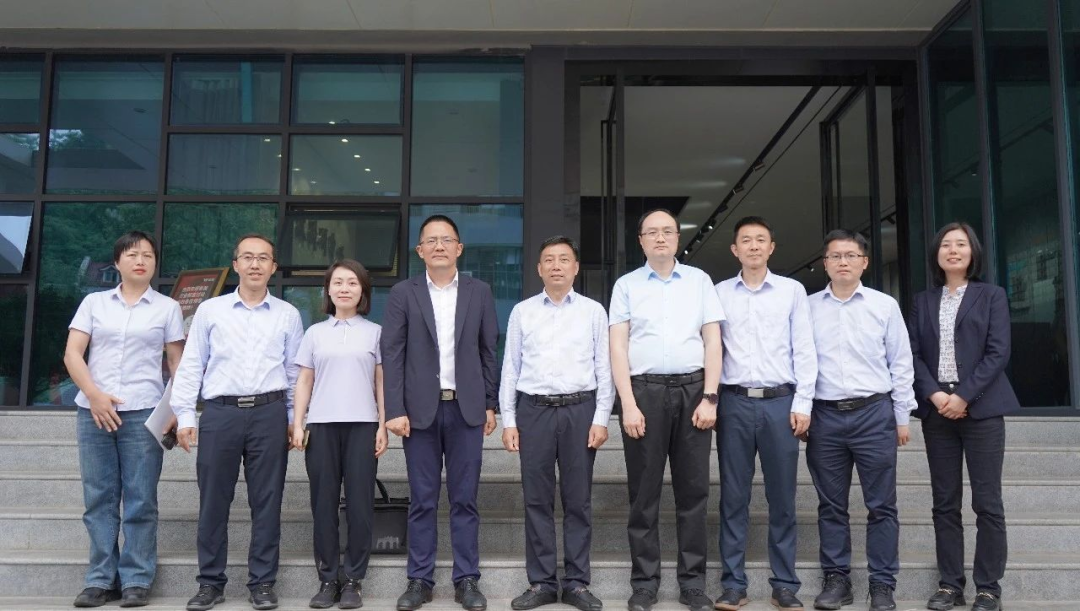 長江電力副總經(jīng)理、總工冉毅川蒞臨微特調(diào)研