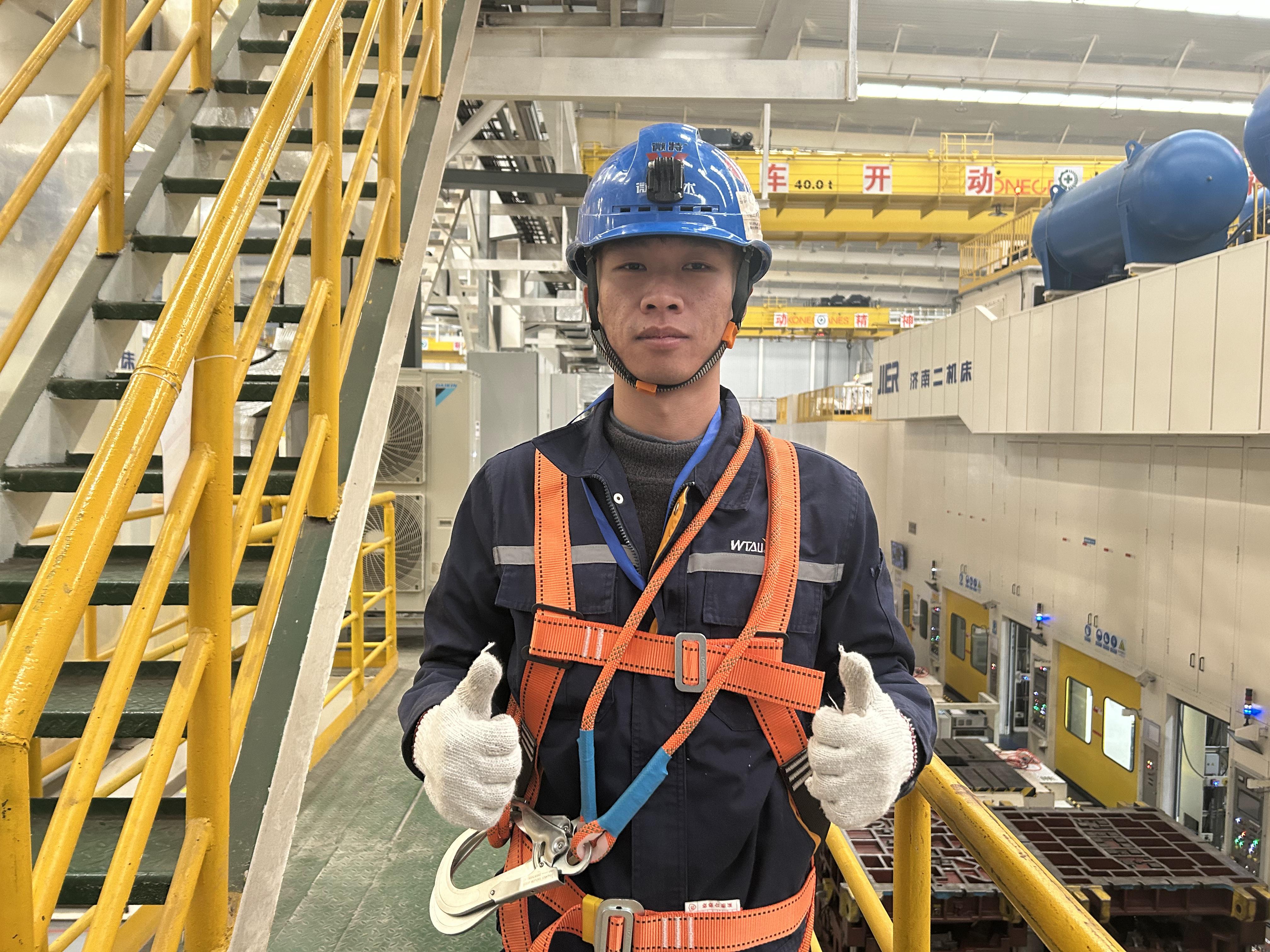 微特故事 | 技術(shù)小白三年如何逆襲為老師傅？