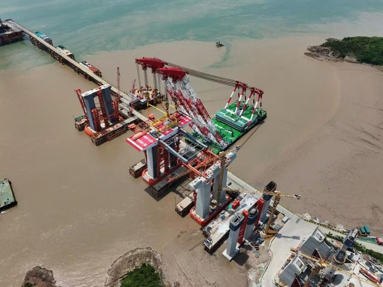 服務(wù)“世界之最” | 微特產(chǎn)品助力西堠門(mén)公鐵兩用大橋建設(shè)首節(jié)鋼梁成功架設(shè)